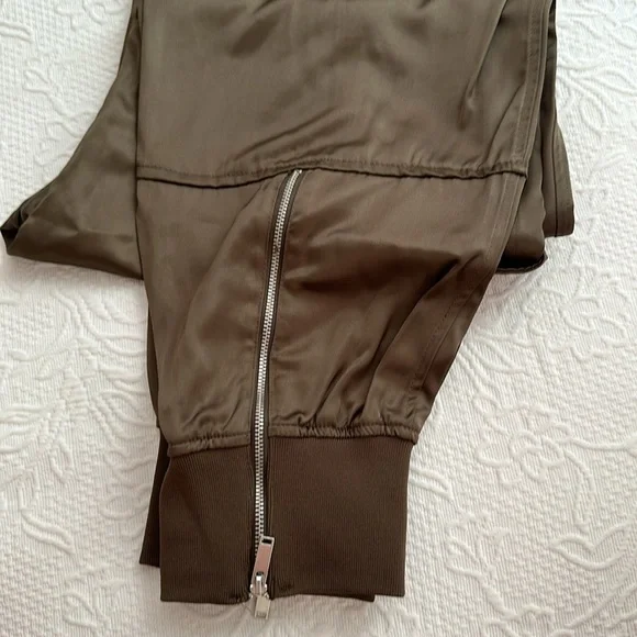 ZARA SATIN JOGGERS. SIZE MEDIUM - Picture 10 of 10